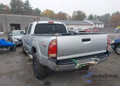 2005 Toyota Tacoma Base V6 из США, поврежденный, VIN 5TEMU52N75Z075927